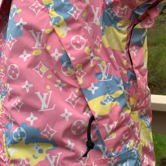 📌 NWOT Bravest Studios LV Monogram Cotton Candy Pink Parka - Picture 9 of 11